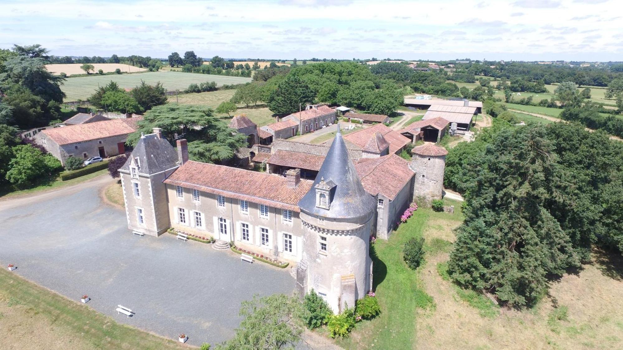 Vila Manoir De Ponsay Chantonnay Exteriér fotografie